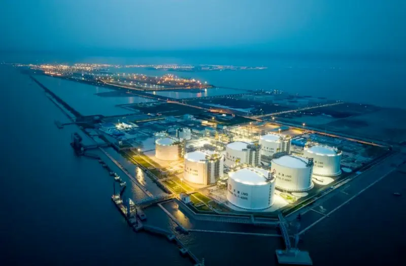 Сприяти оновленню старих нафтохімічних і хімічних потужностей